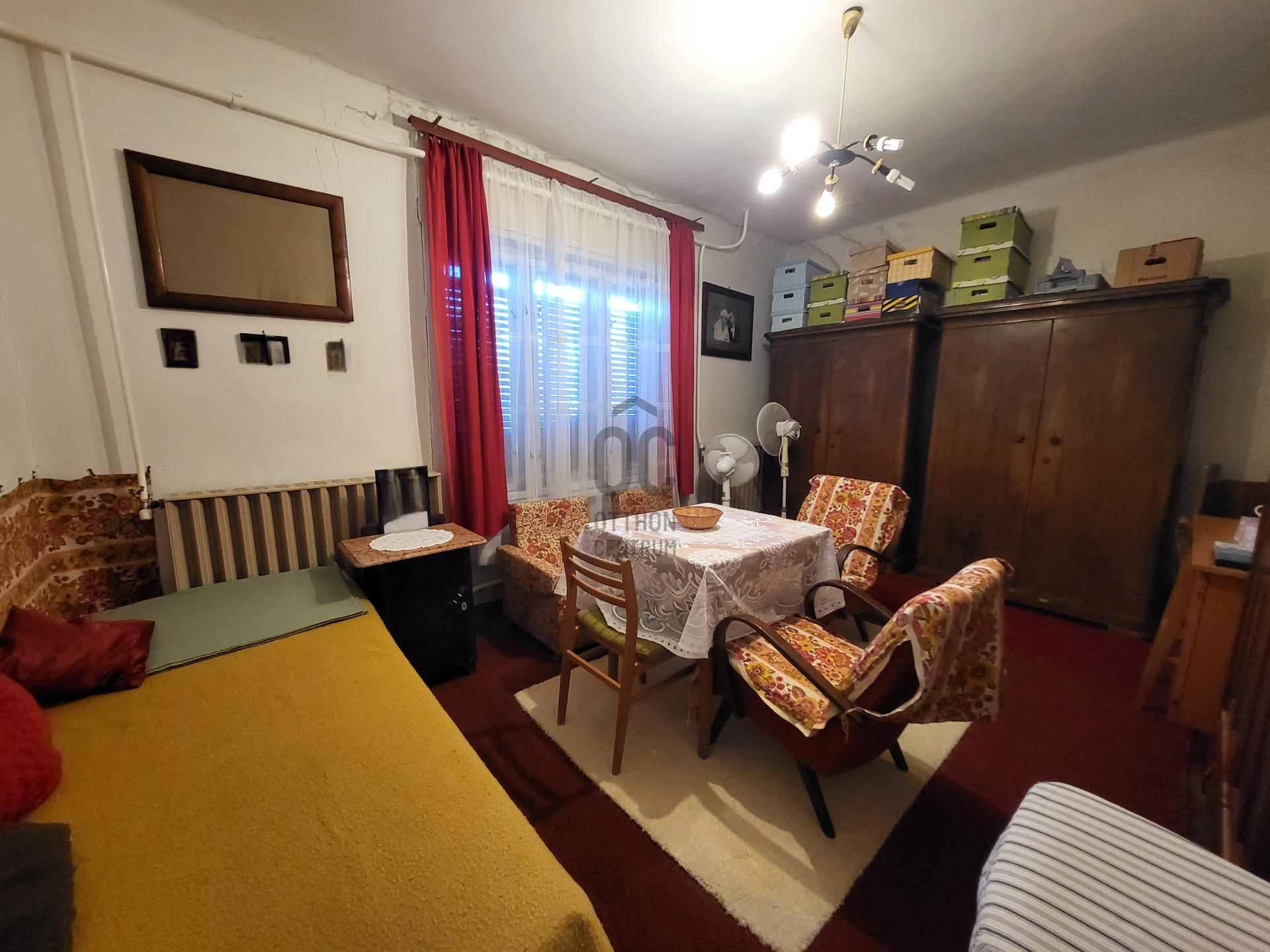 Gallery zoom image