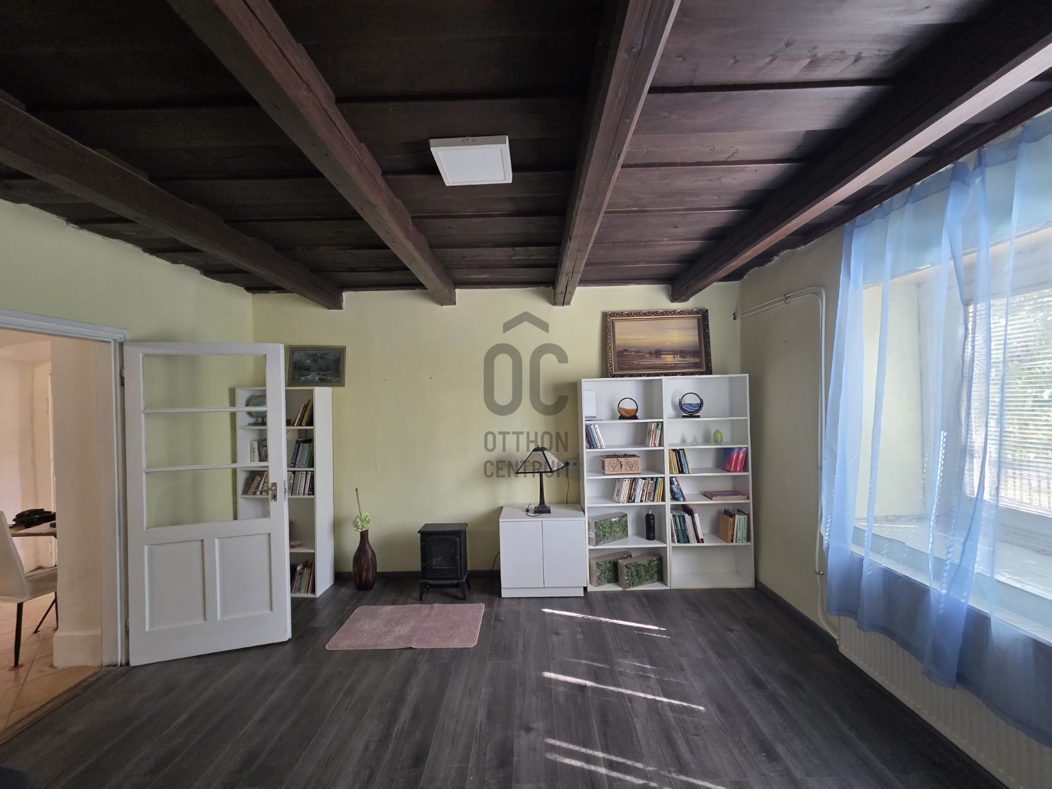 Gallery zoom image