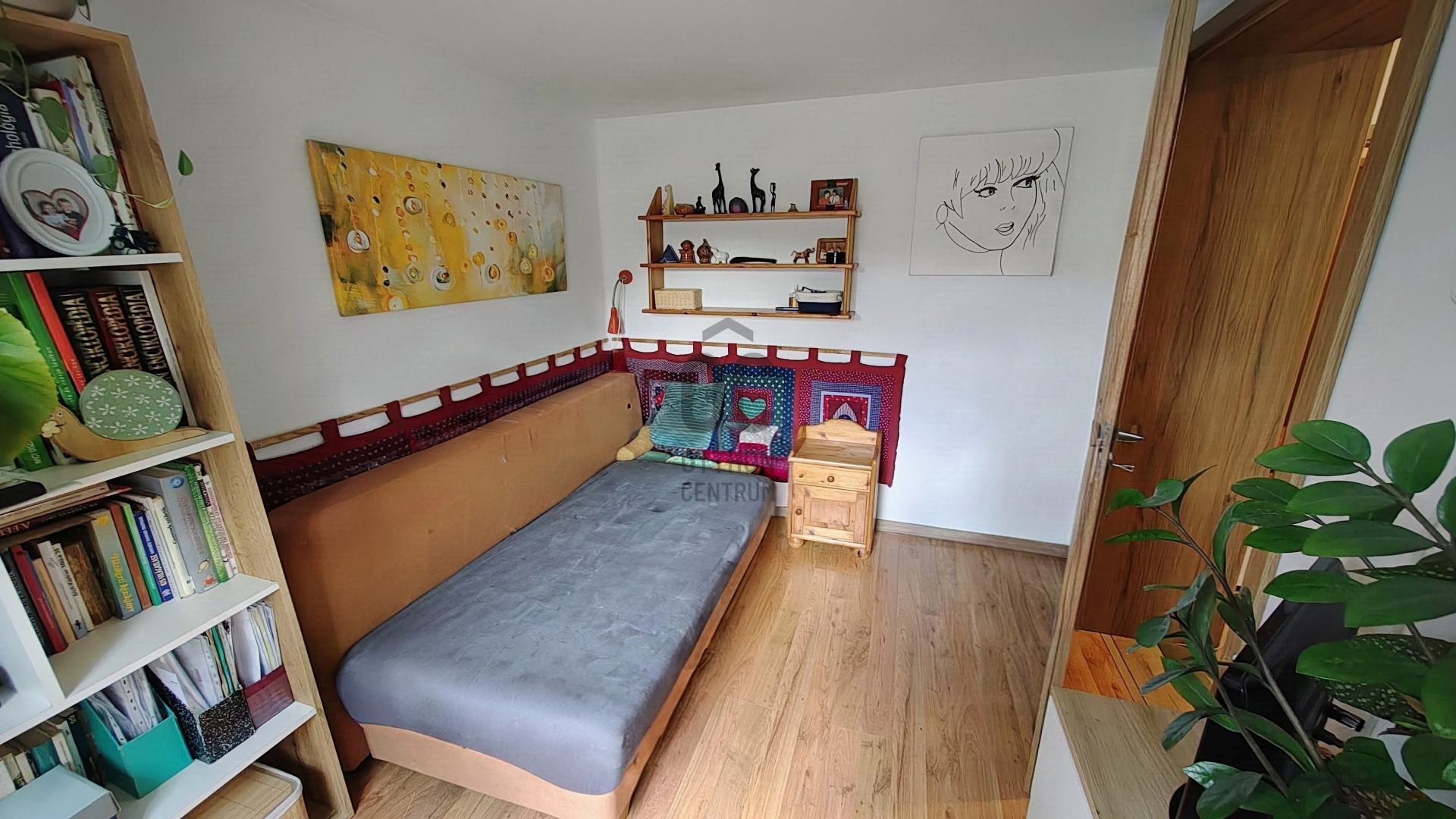 Gallery zoom image