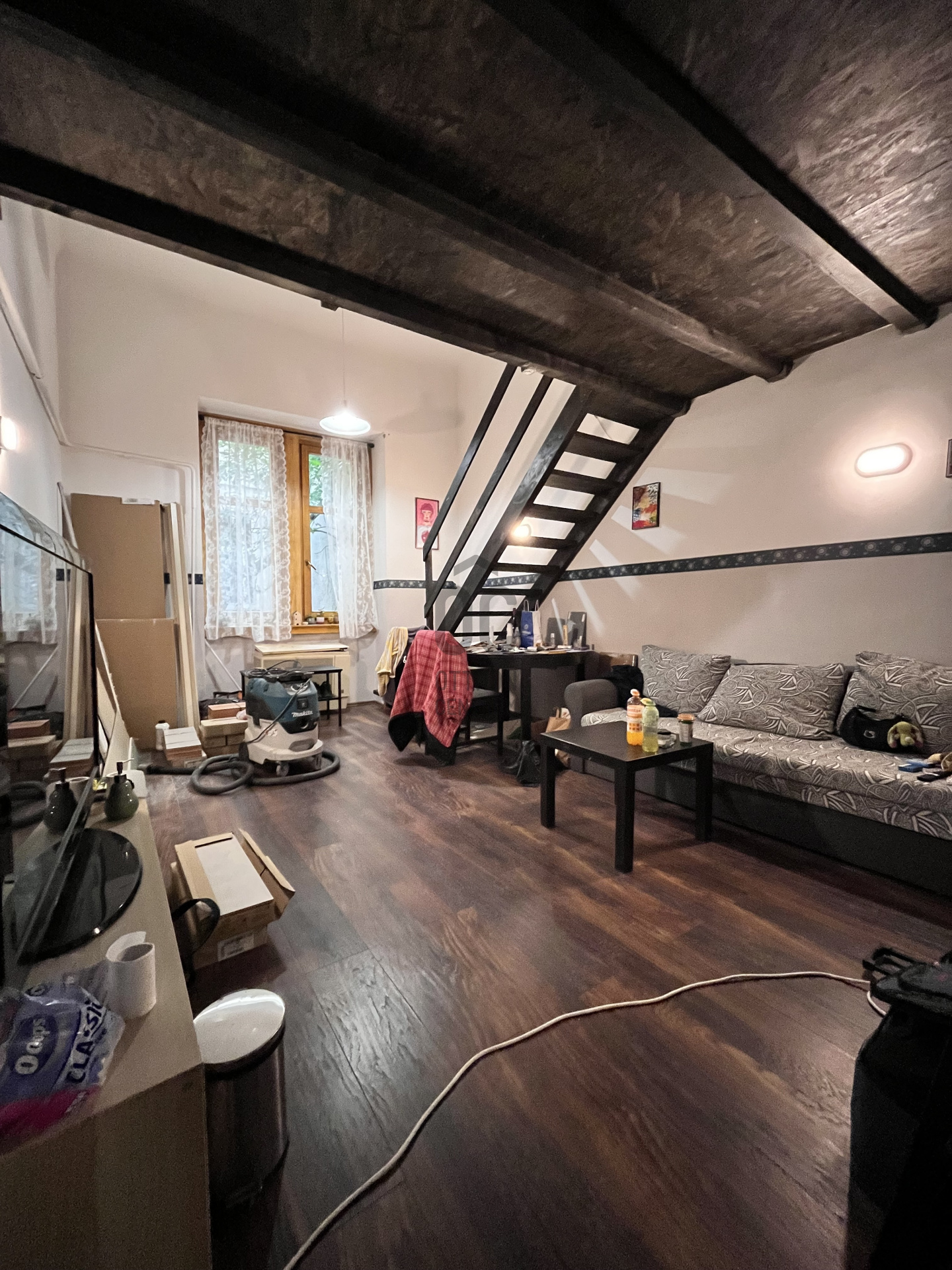 Gallery zoom image