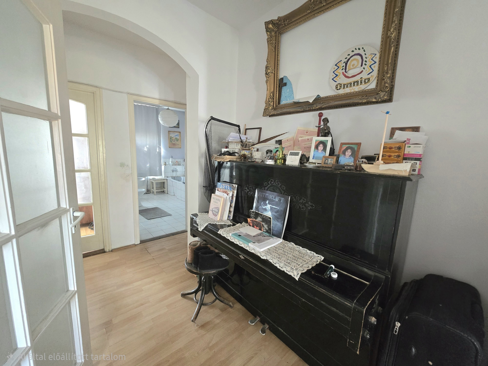Gallery zoom image