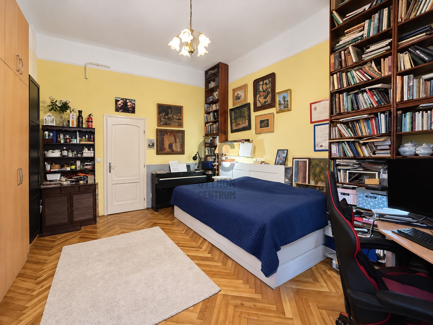 Gallery zoom image