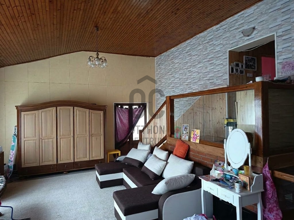 Gallery zoom image