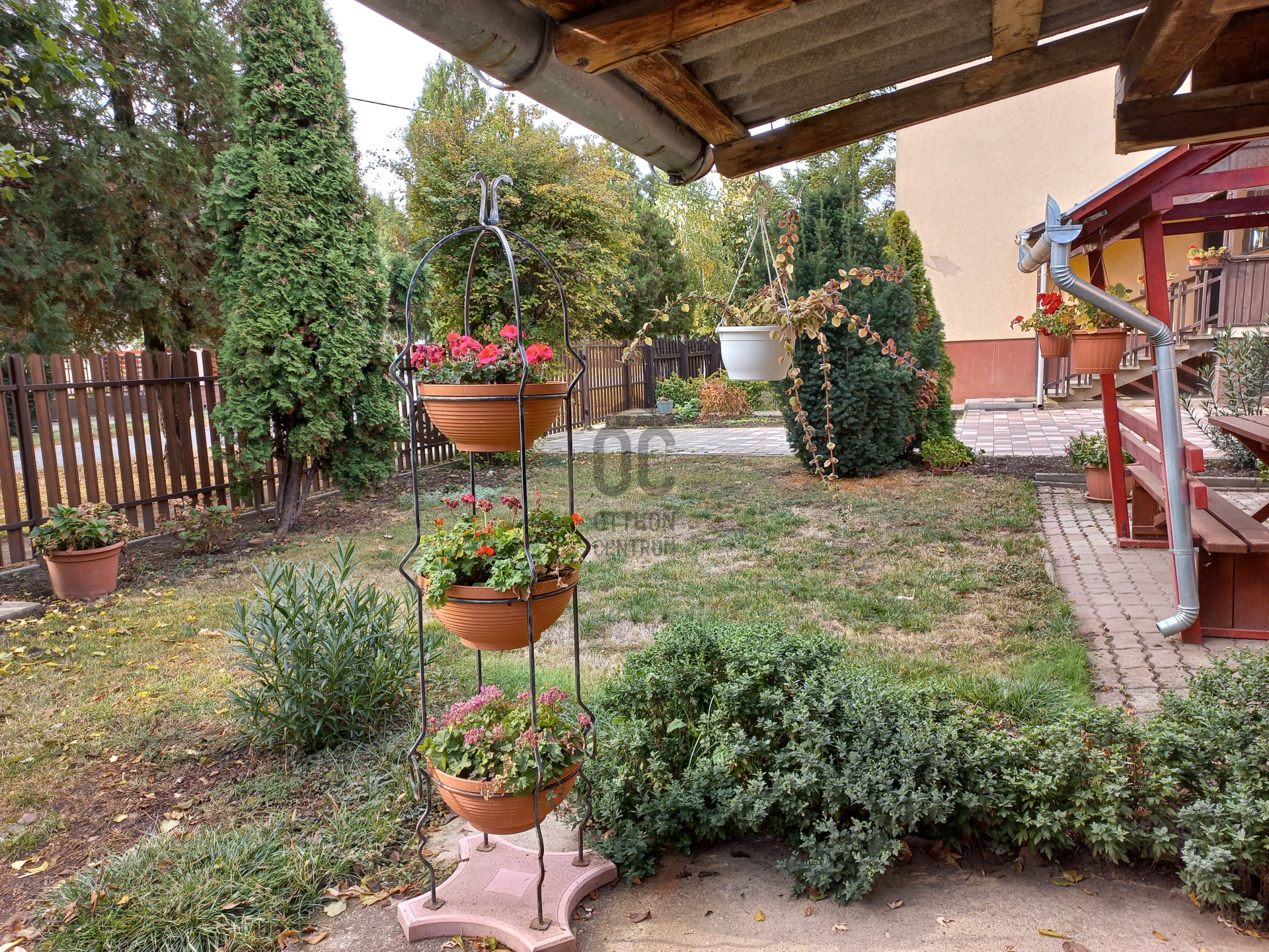 Gallery zoom image