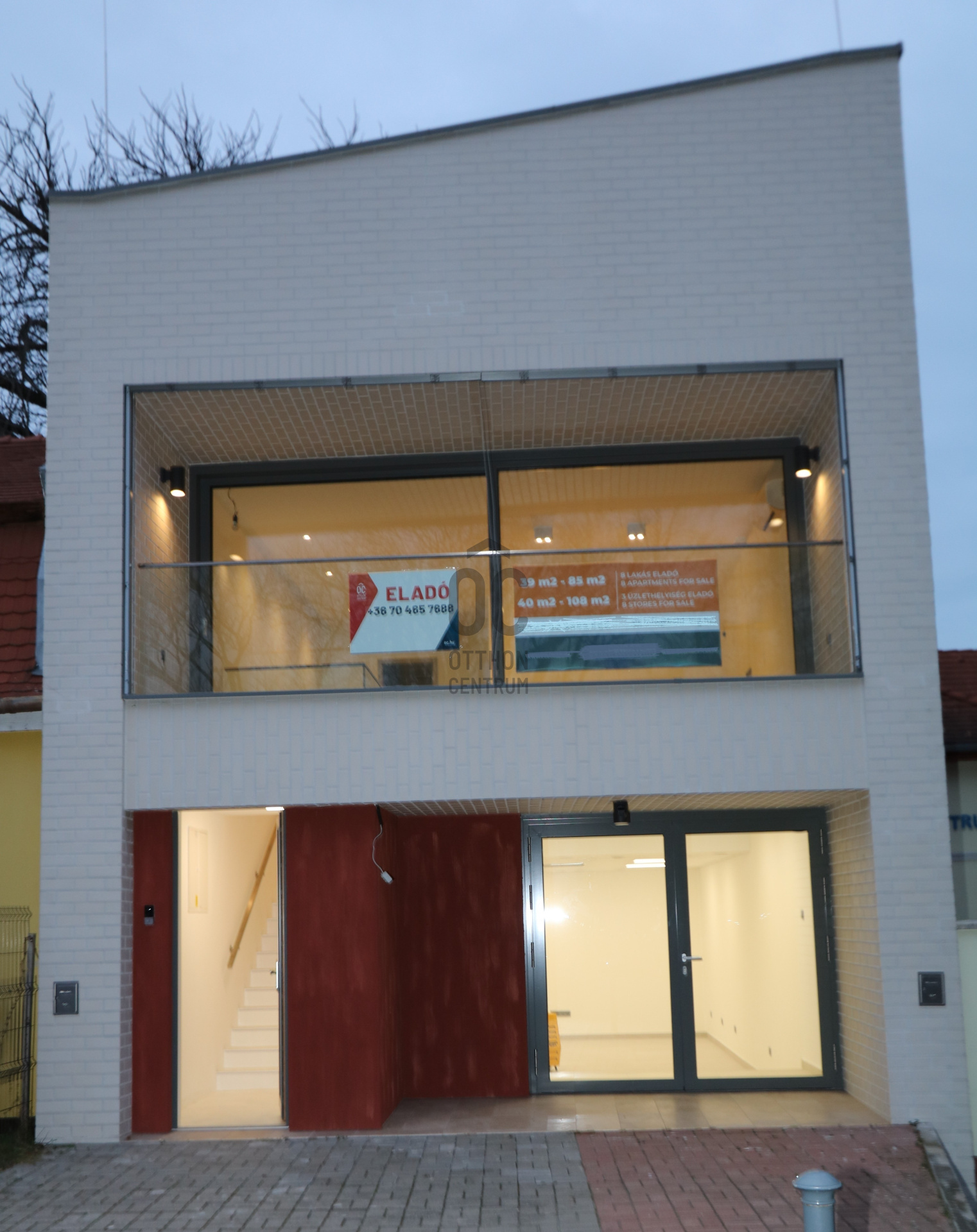 Gallery zoom image